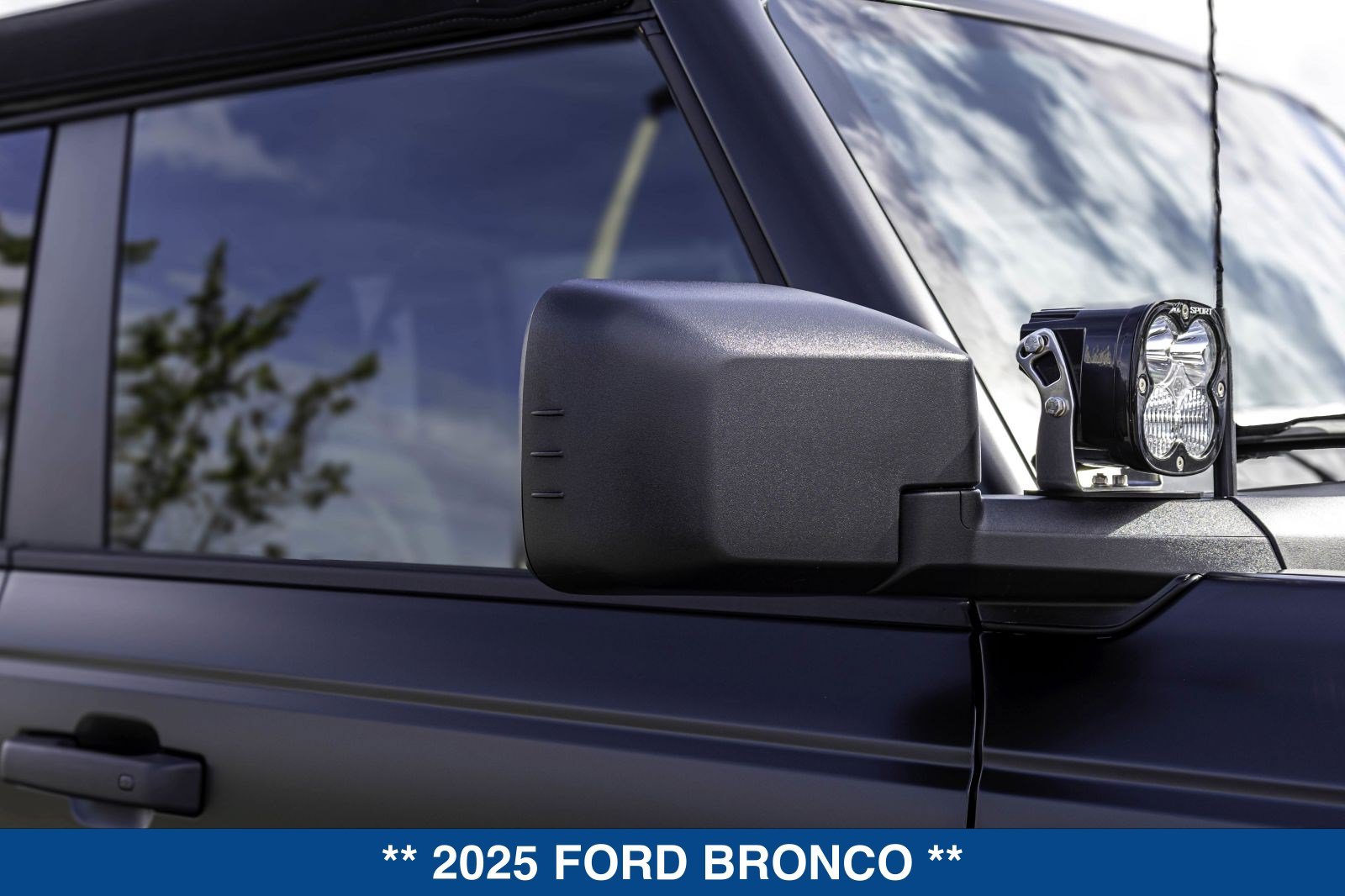 Used 2025 Ford Bronco Badlands AWD/4WD image 25