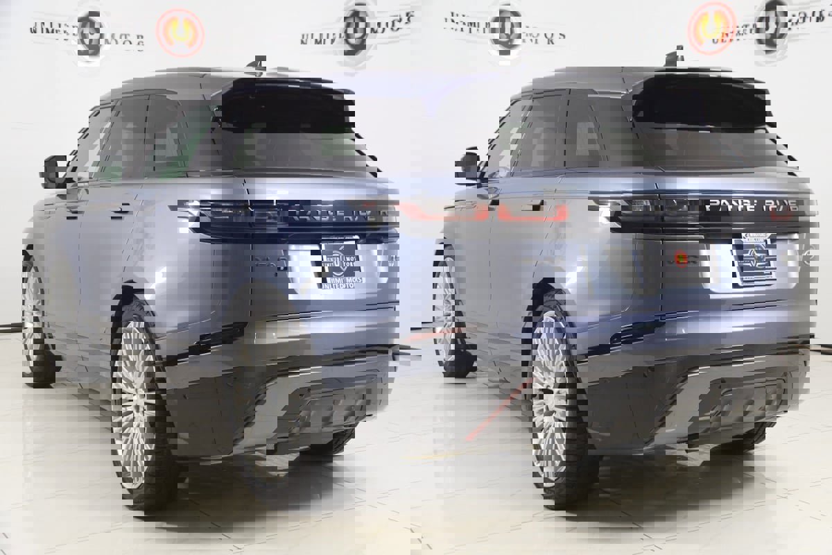 Used 2021 Land Rover Range Rover Velar R-Dynamic S image 4