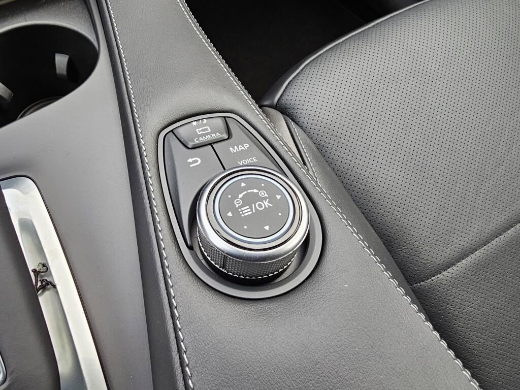 New 2025 INFINITI QX55 Essential image 37