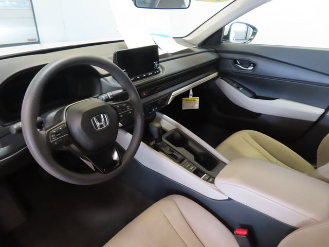 Certified 2025 Honda Accord LX image 4