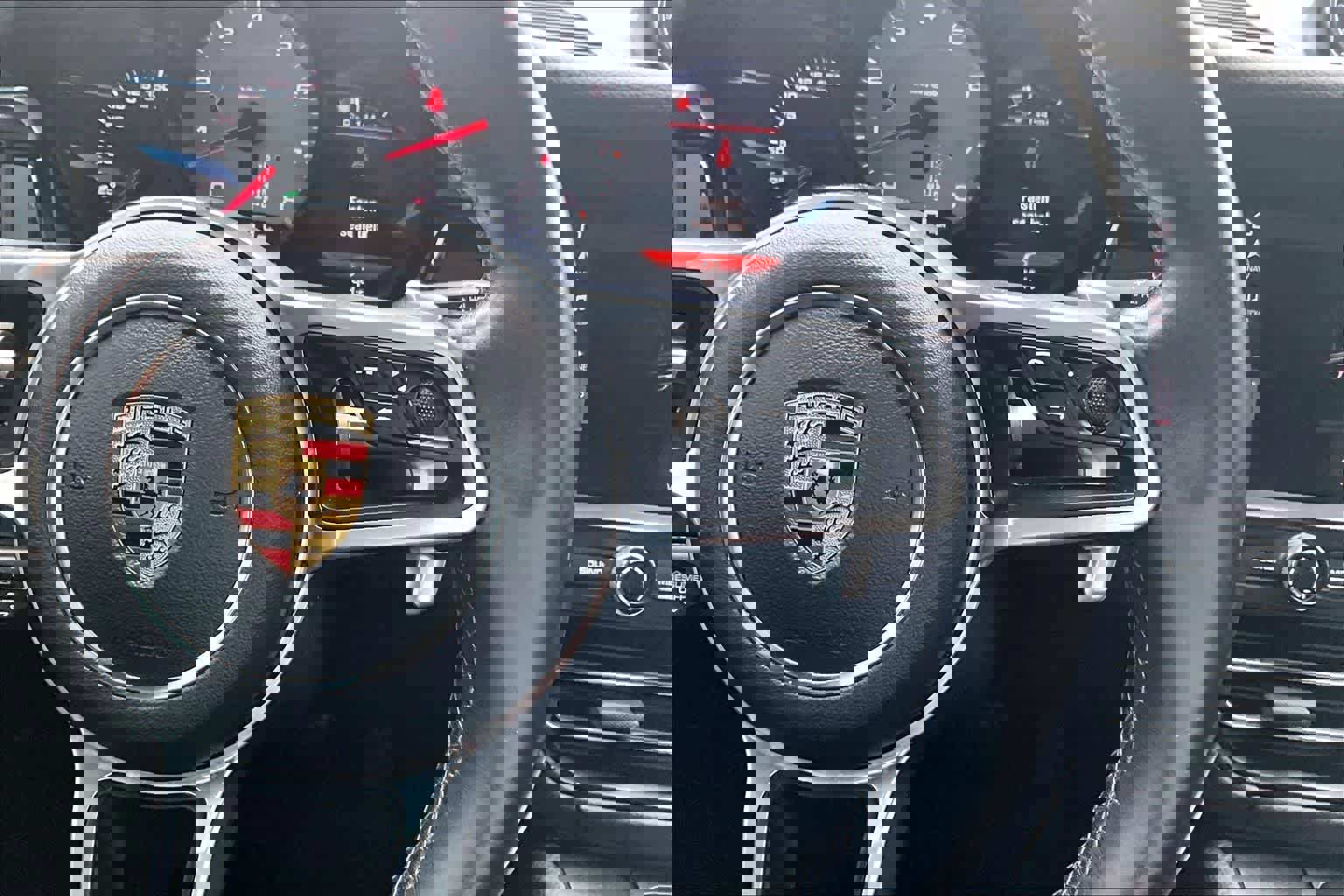 Used 2020 Porsche Macan S image 26