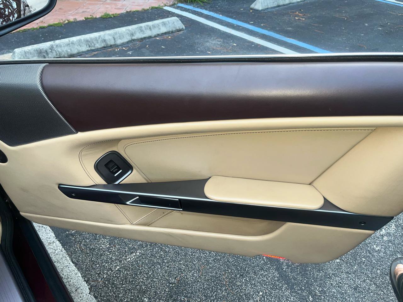 Used 2007 Aston Martin DB9 Volante RWD image 36