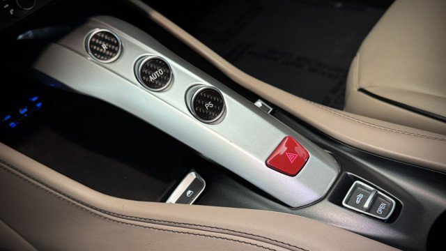 Used 2015 Ferrari California T image 11