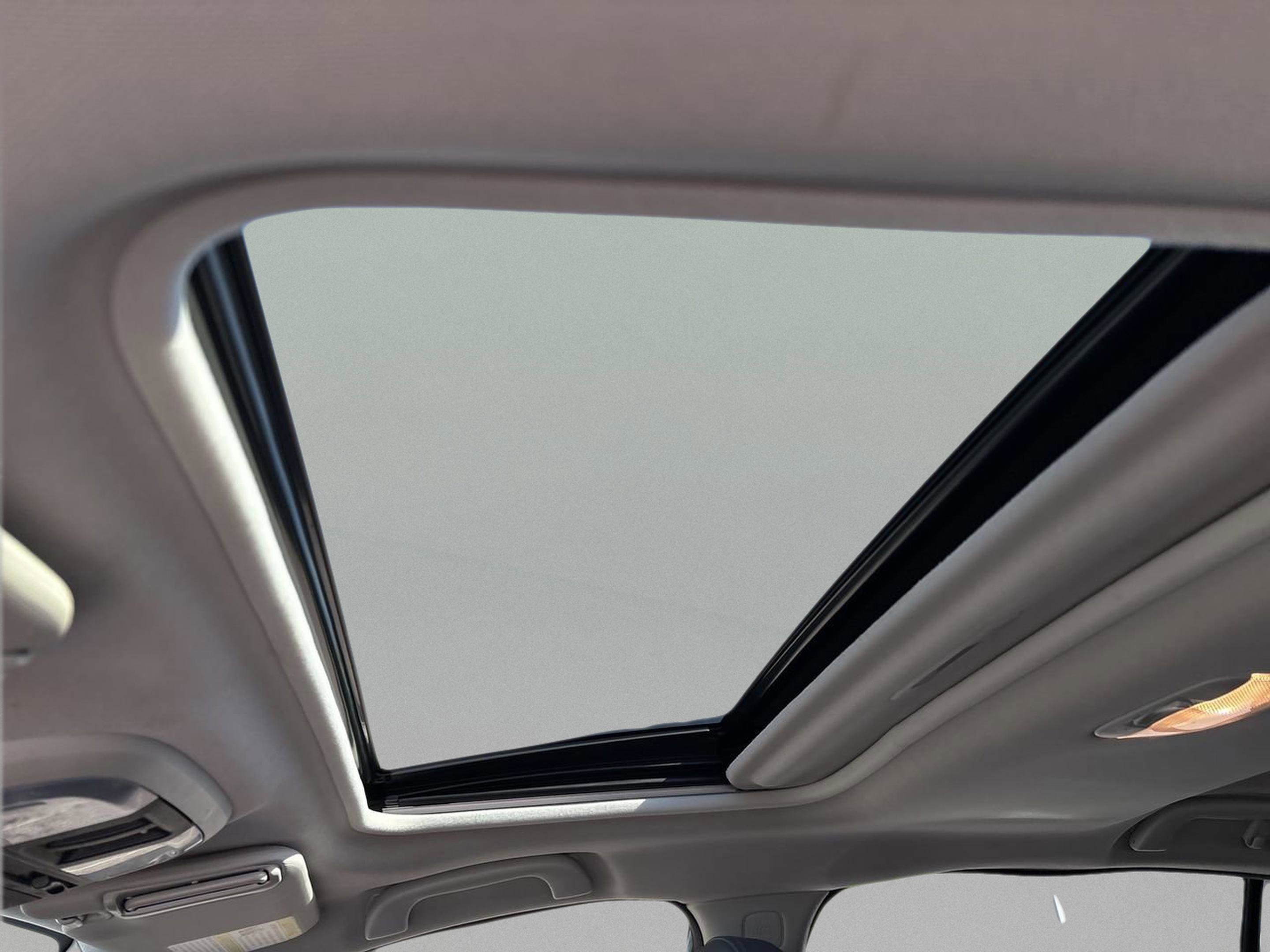 Used 2021 Subaru Crosstrek 2.5i Sport w/ Moonroof Package image 32