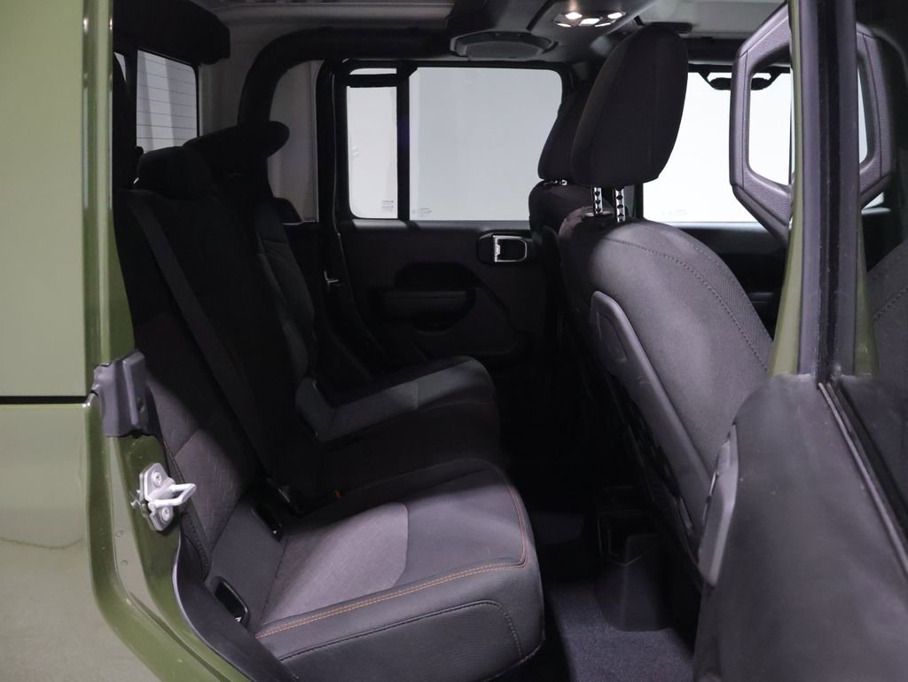 Used 2023 Jeep Gladiator Mojave w/ Cold Weather Group AWD/4WD image 19