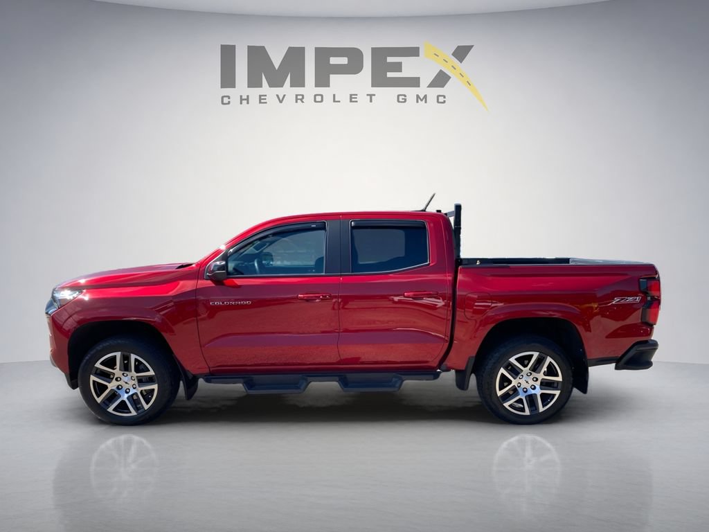 Used 2024 Chevrolet Colorado Z71 w/ Advanced Trailering Package AWD/4WD image 2