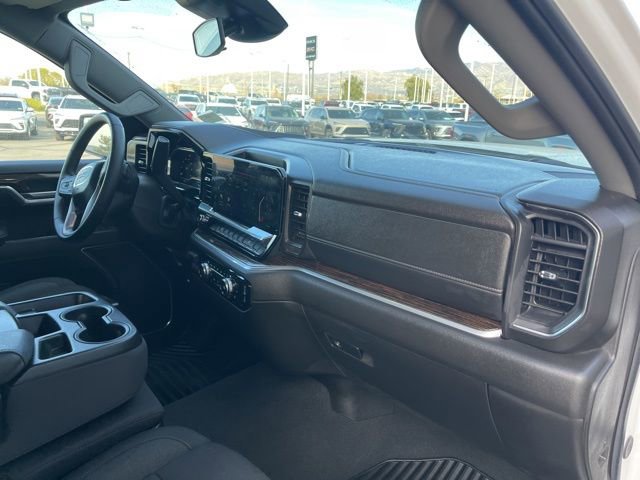 Certified 2025 GMC Sierra 1500 Elevation image 18