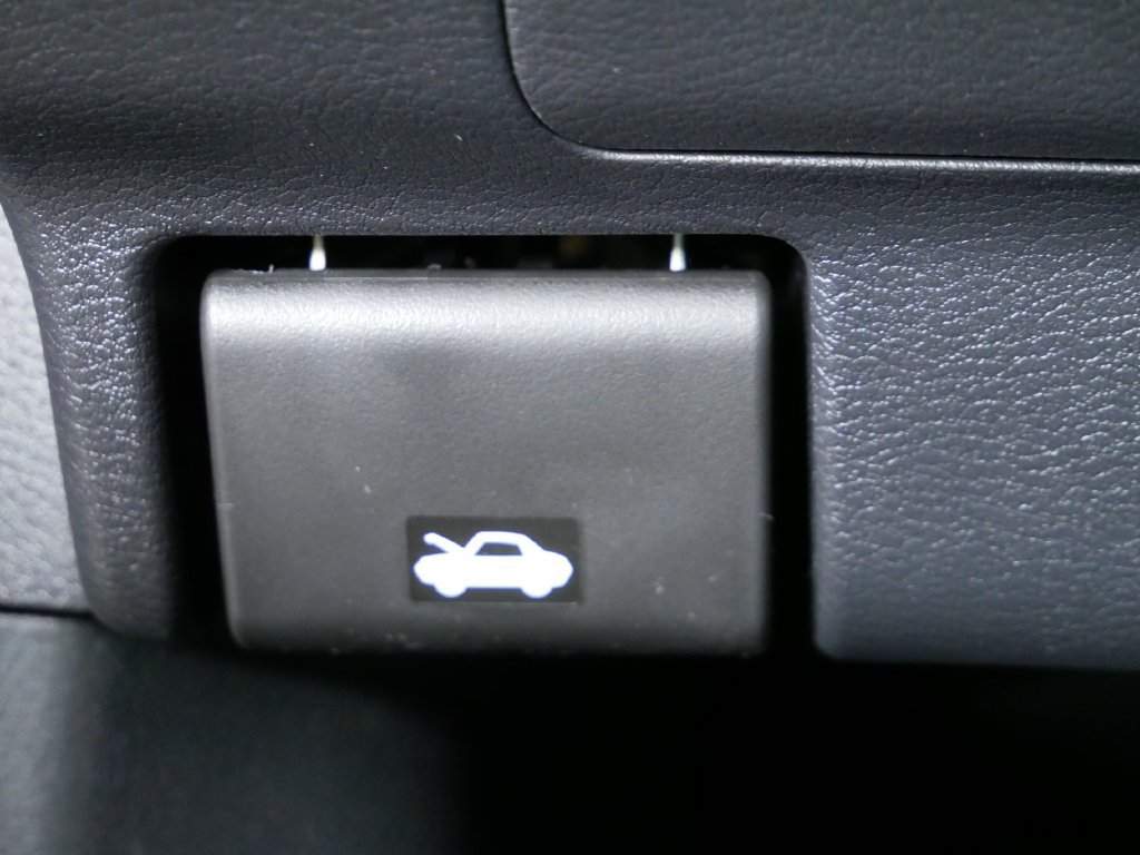New 2027 Nissan Kicks SV AWD/4WD image 22