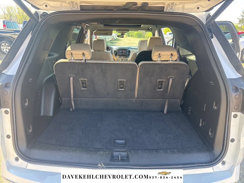 Used 2023 Chevrolet Traverse Premier AWD/4WD image 38