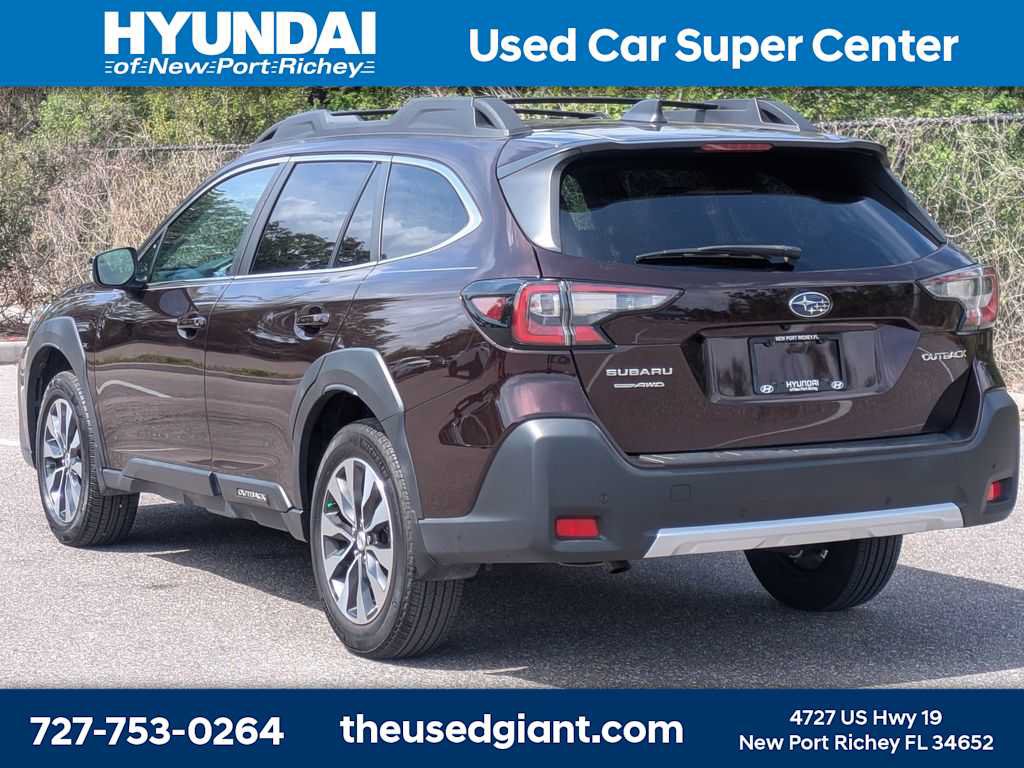 Used 2024 Subaru Outback Limited AWD/4WD image 3