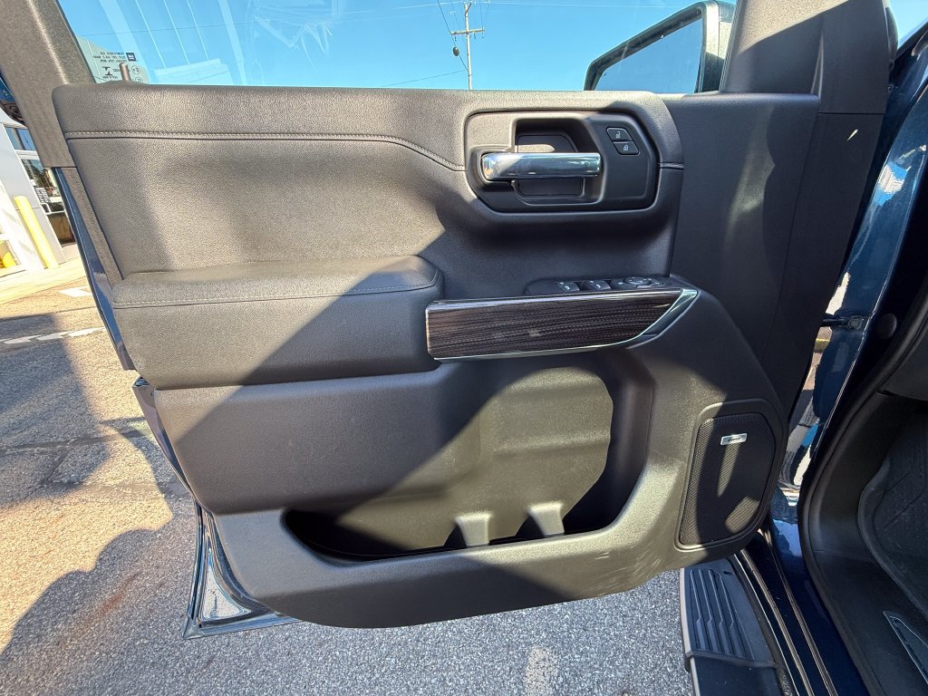 Certified 2019 Chevrolet Silverado 1500 LT Trail Boss AWD/4WD image 18