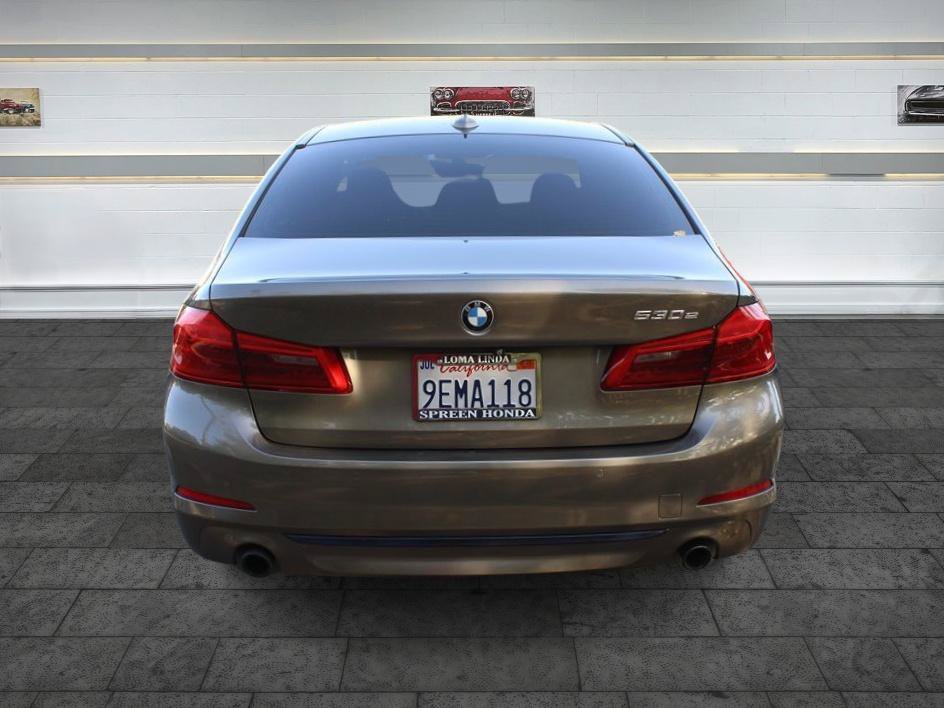 Used 2019 BMW 530e w/ Convenience Package RWD image 6
