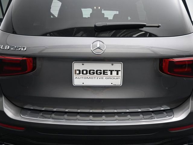 New 2024 Mercedes-Benz GLB 250 image 12