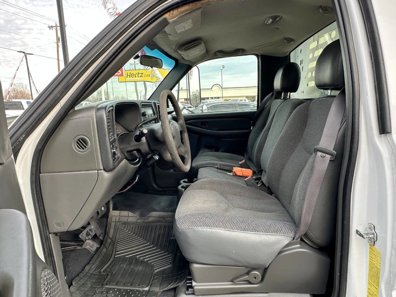 Used 2005 Chevrolet Silverado 3500 2WD Regular Cab image 9