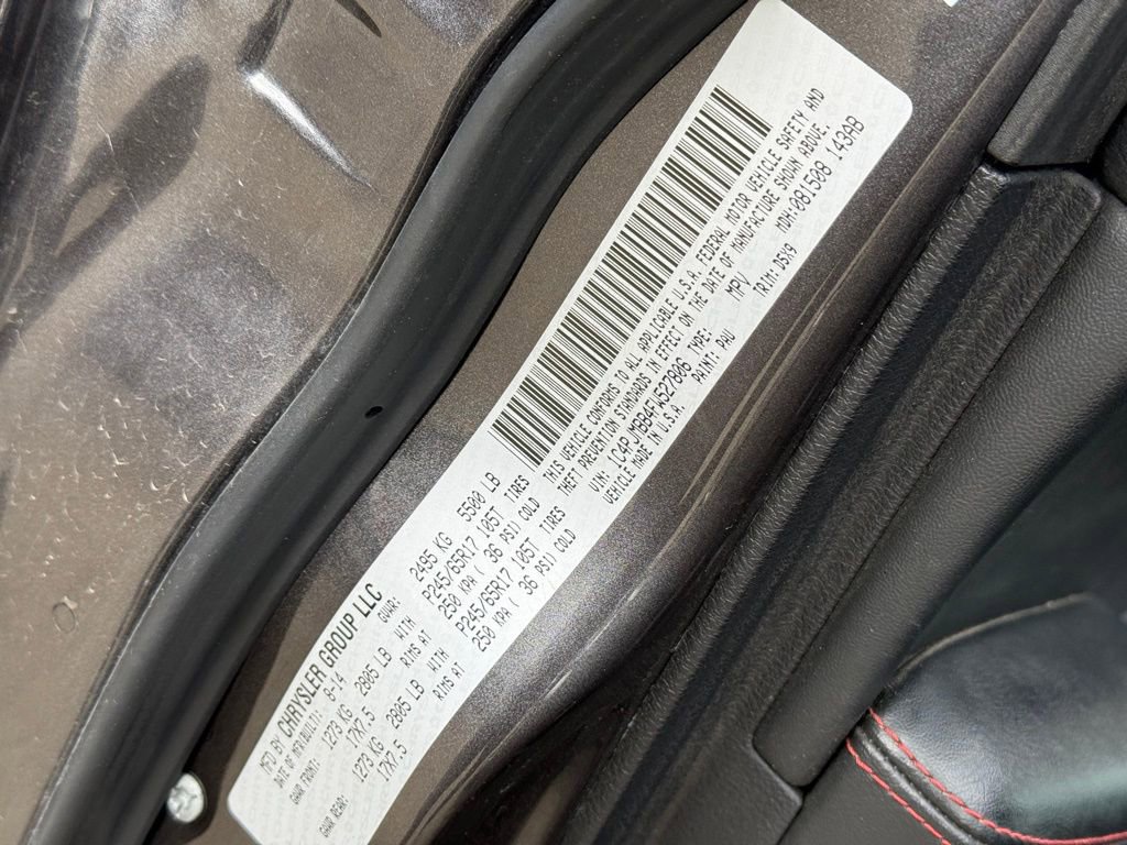 Used 2015 Jeep Cherokee Trailhawk w/ Cold Weather Group image 10