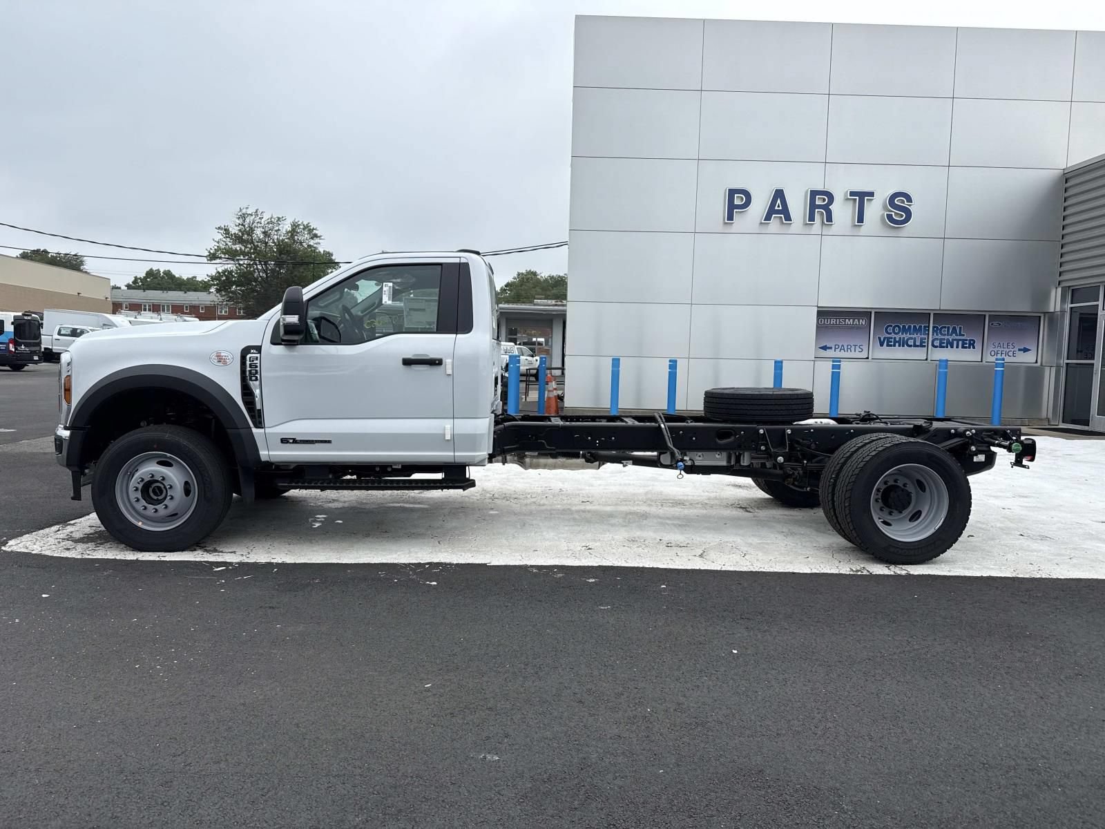 New 2026 Ford F600 4x4 Regular Cab Super Duty w/ XL Chrome Package image 6