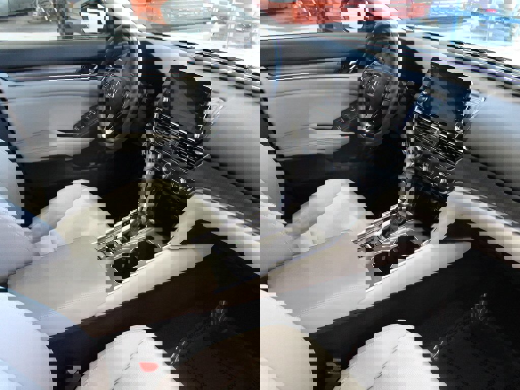 Used 2021 Honda Accord LX image 23