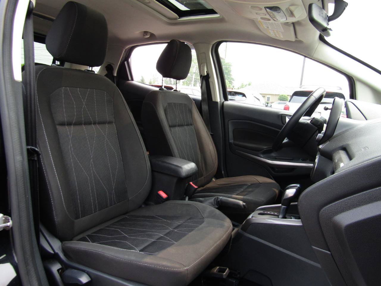 Used 2019 Ford EcoSport SE FWD image 24