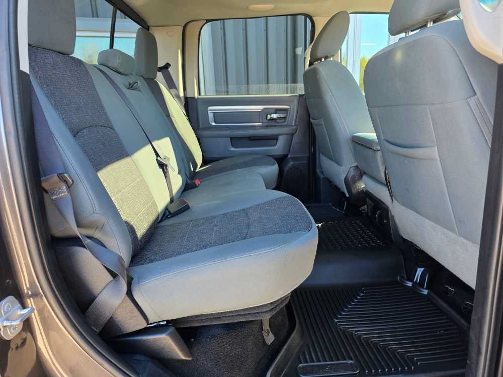 Used 2016 RAM 2500 Power Wagon w/ Luxury Group AWD/4WD image 16