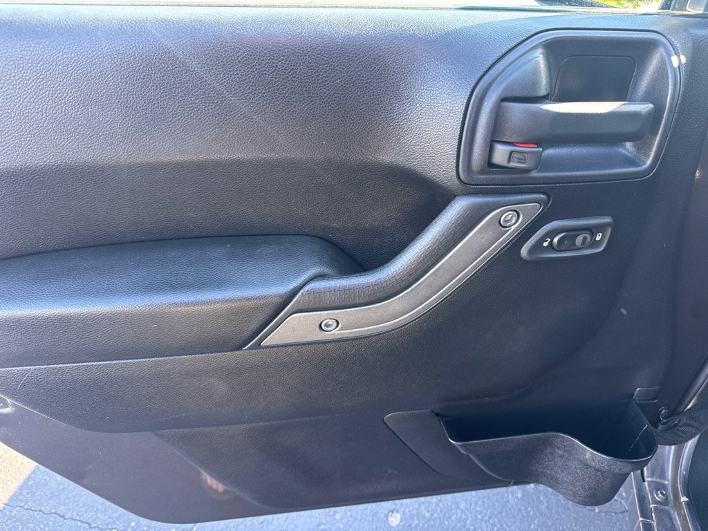 Used 2016 Jeep Wrangler Unlimited Sport w/ Quick Order Package 23S image 13