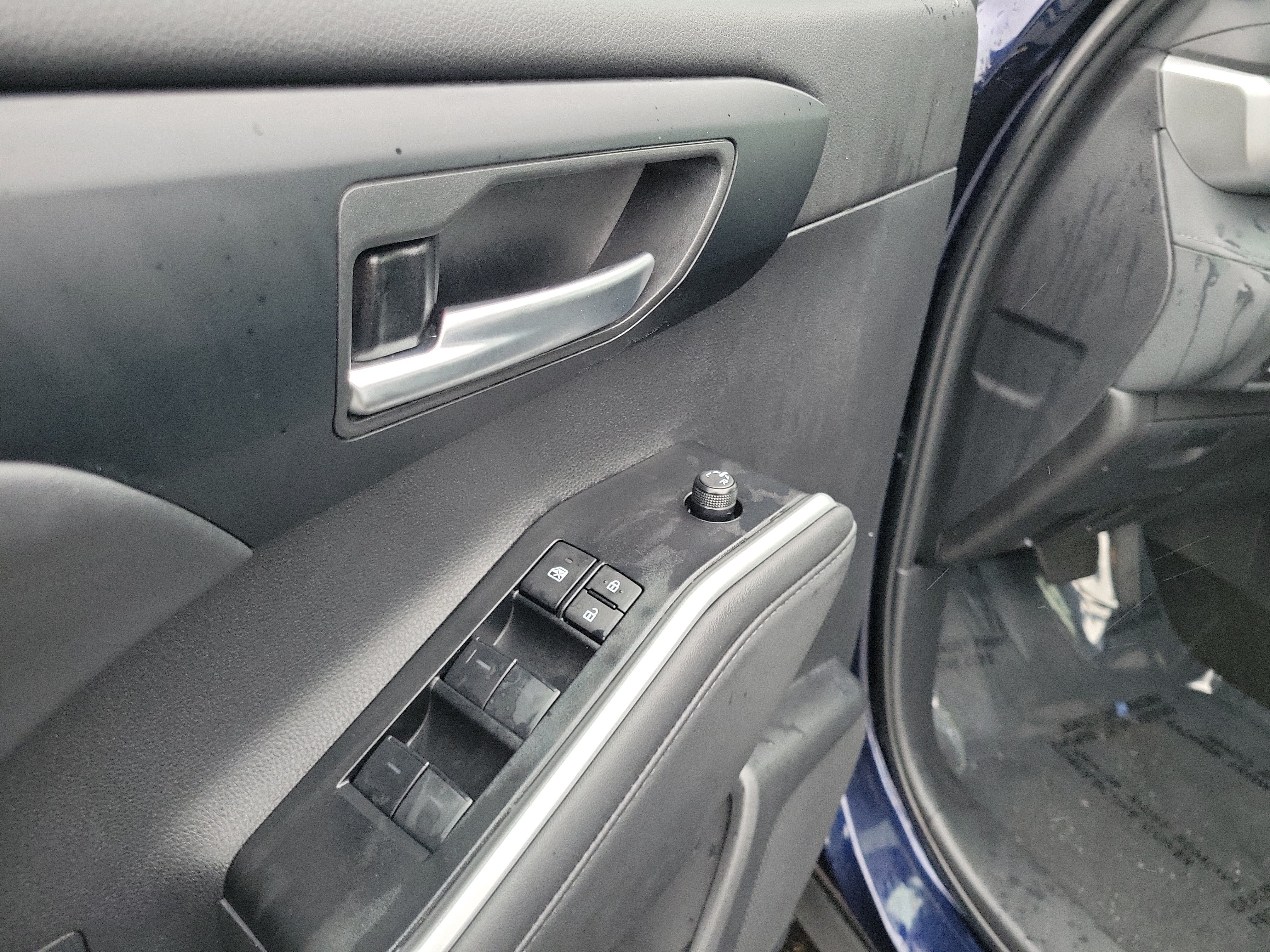 Used 2026 Toyota Highlander XLE AWD/4WD image 18