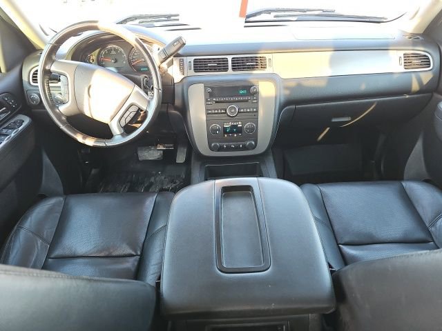 Used 2013 Chevrolet Silverado 1500 LTZ w/ LTZ White Diamond Edition image 11