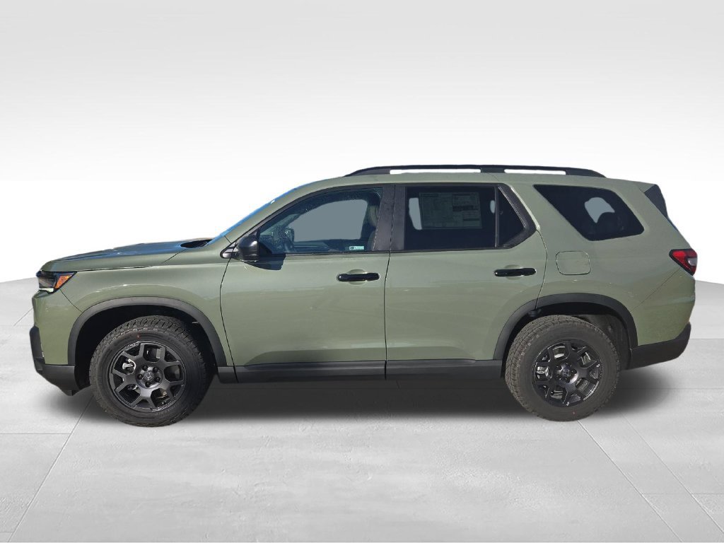 New 2026 Honda Pilot TrailSport image 2