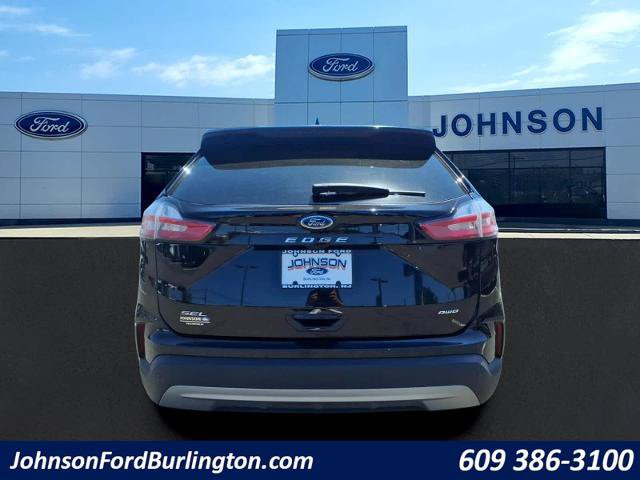 Certified 2024 Ford Edge SEL w/ Convenience Package AWD/4WD image 4