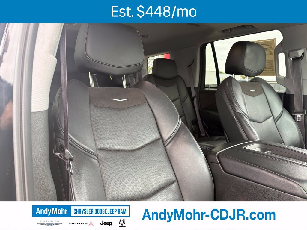 Used 2017 Cadillac Escalade Luxury AWD/4WD image 28