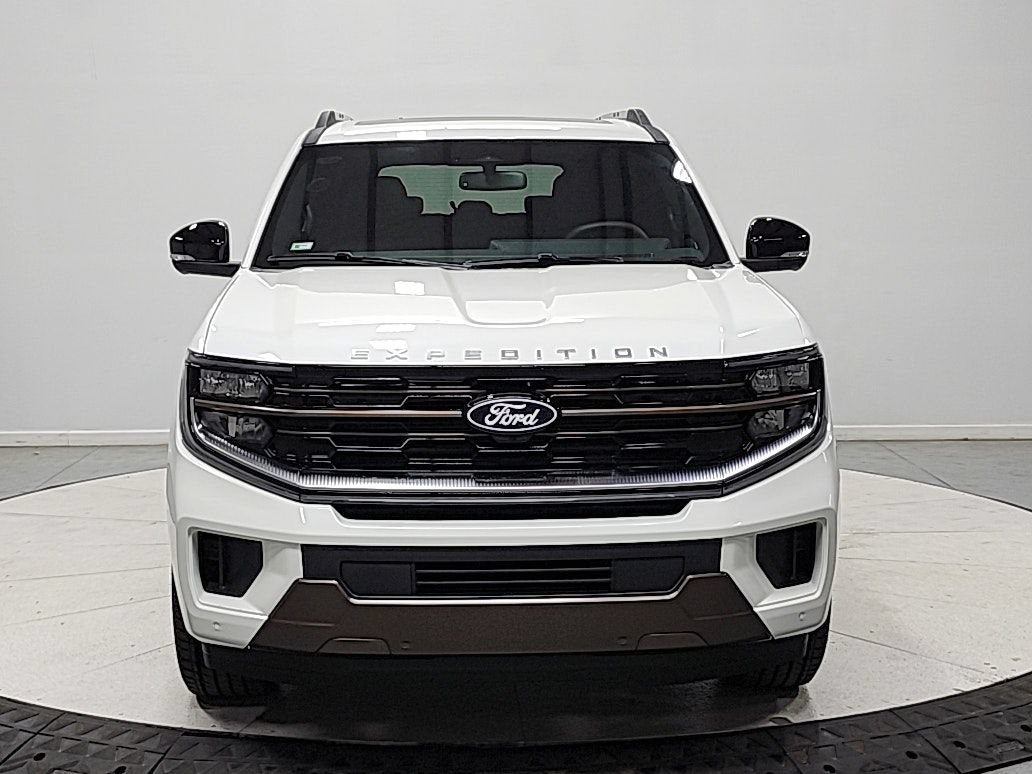 New 2027 Ford Expedition King Ranch AWD/4WD image 3