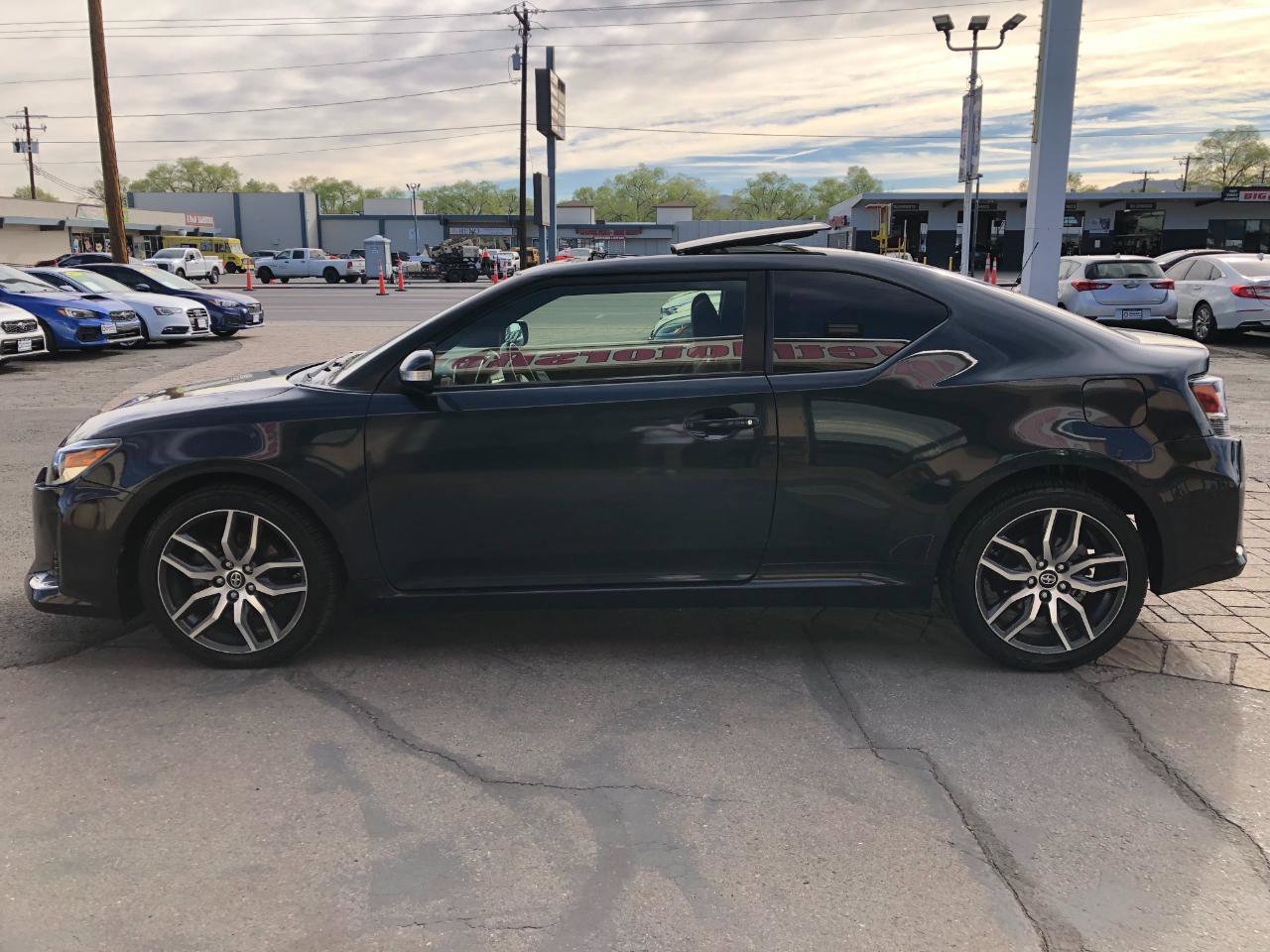 Used 2015 Scion tC image 5