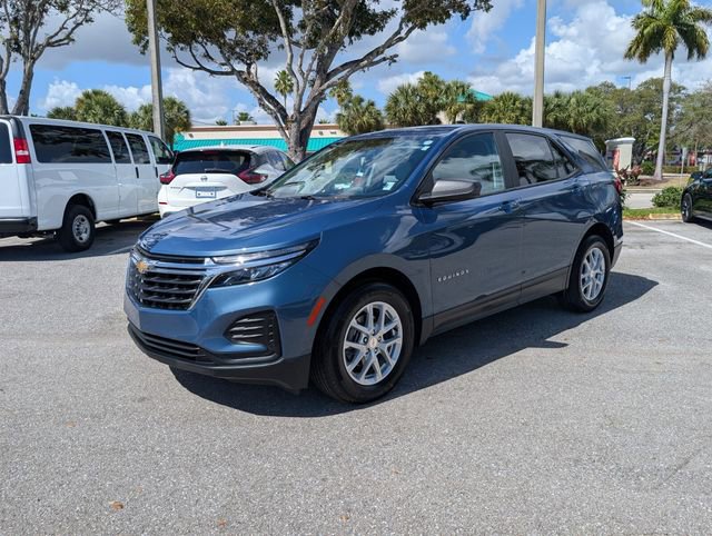 Certified 2024 Chevrolet Equinox LS w/ LS Convenience Package image 3