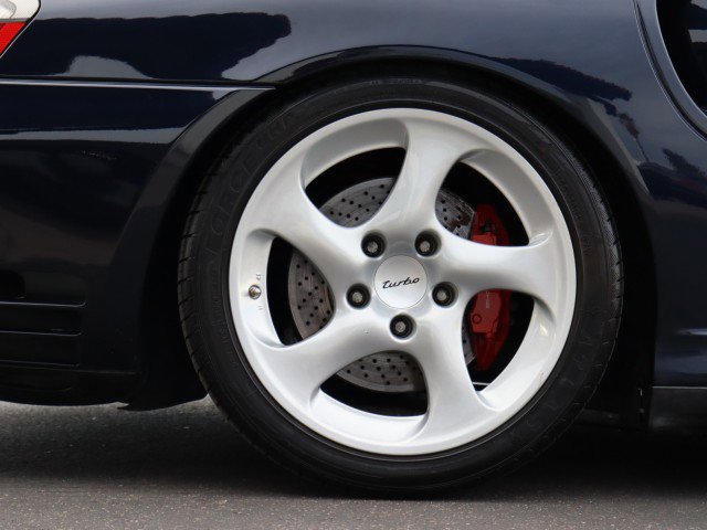 Used 2003 Porsche 911 Turbo image 52