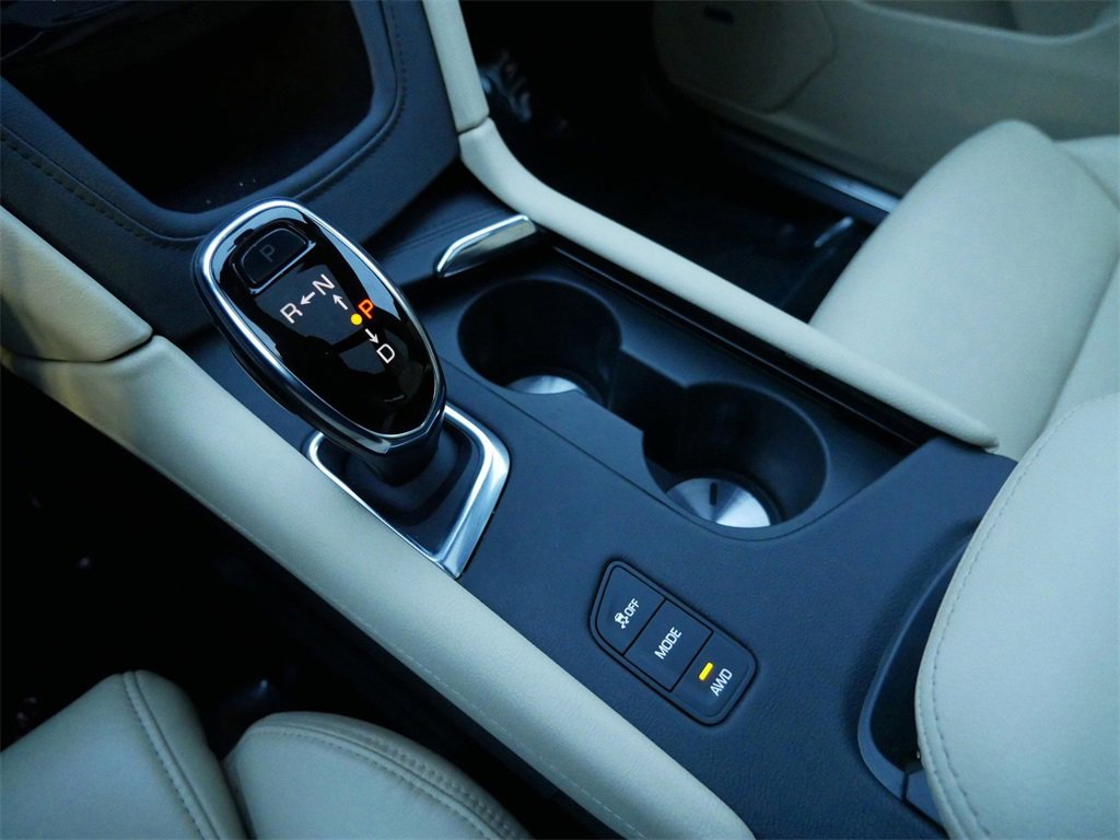 Used 2017 Cadillac XT5 Luxury w/ Driver Awareness Package image 22