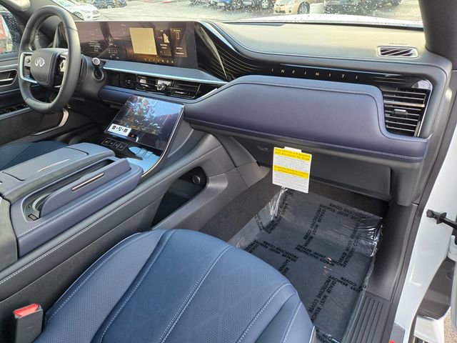 New 2026 INFINITI QX80 4WD w/ Premium Cargo Package image 23