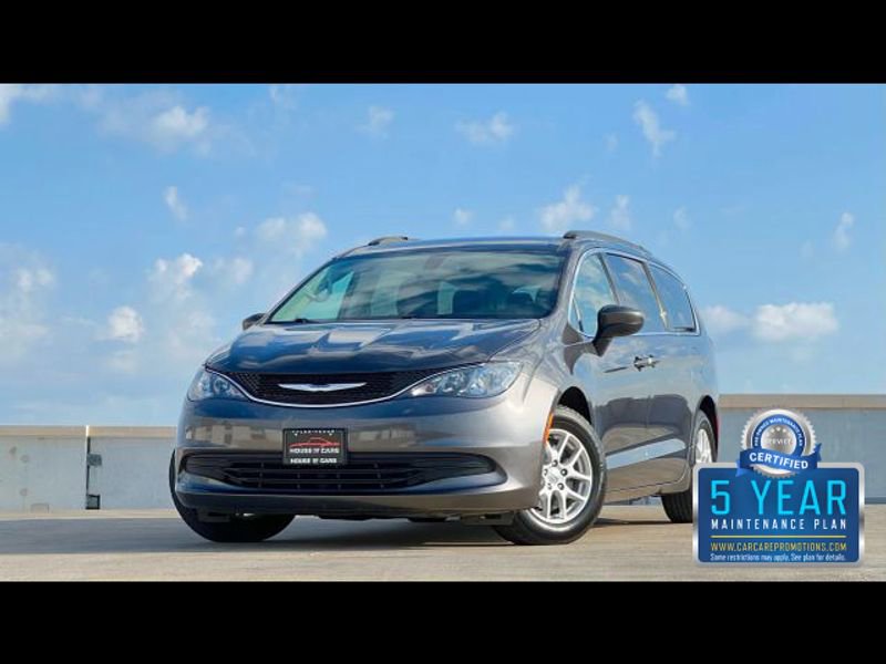 Used 2020 Chrysler Voyager Lxi image 1