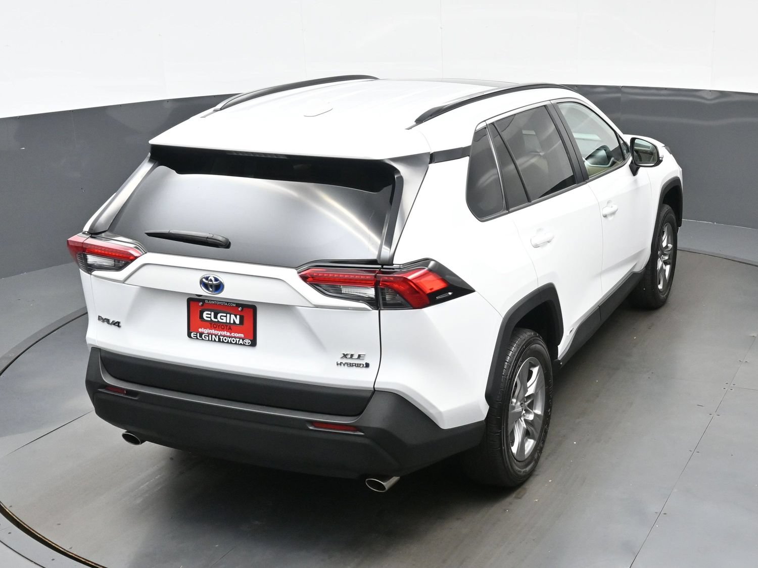Used 2024 Toyota RAV4 XLE w/ Convenience Package AWD/4WD image 41