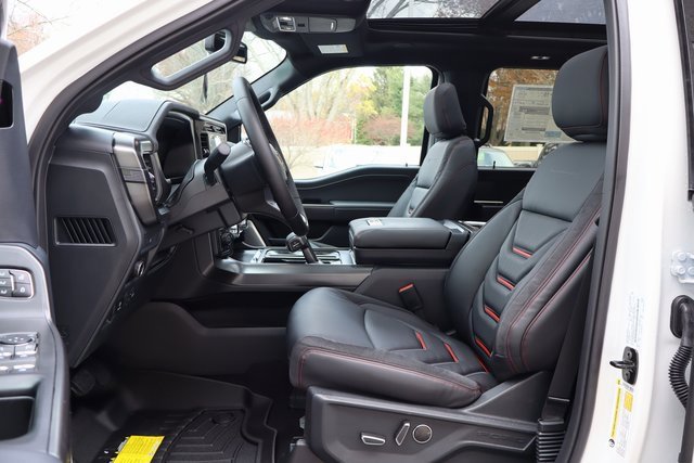 New 2025 Ford F150 Lariat w/ Equipment Group 502A High image 35