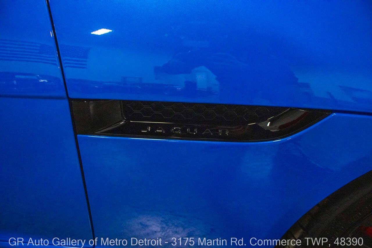 Used 2020 Jaguar F-TYPE R image 27