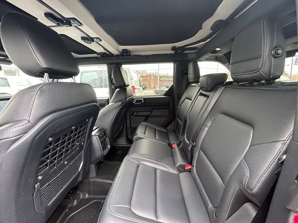 Used 2025 Ford Bronco Badlands AWD/4WD image 23