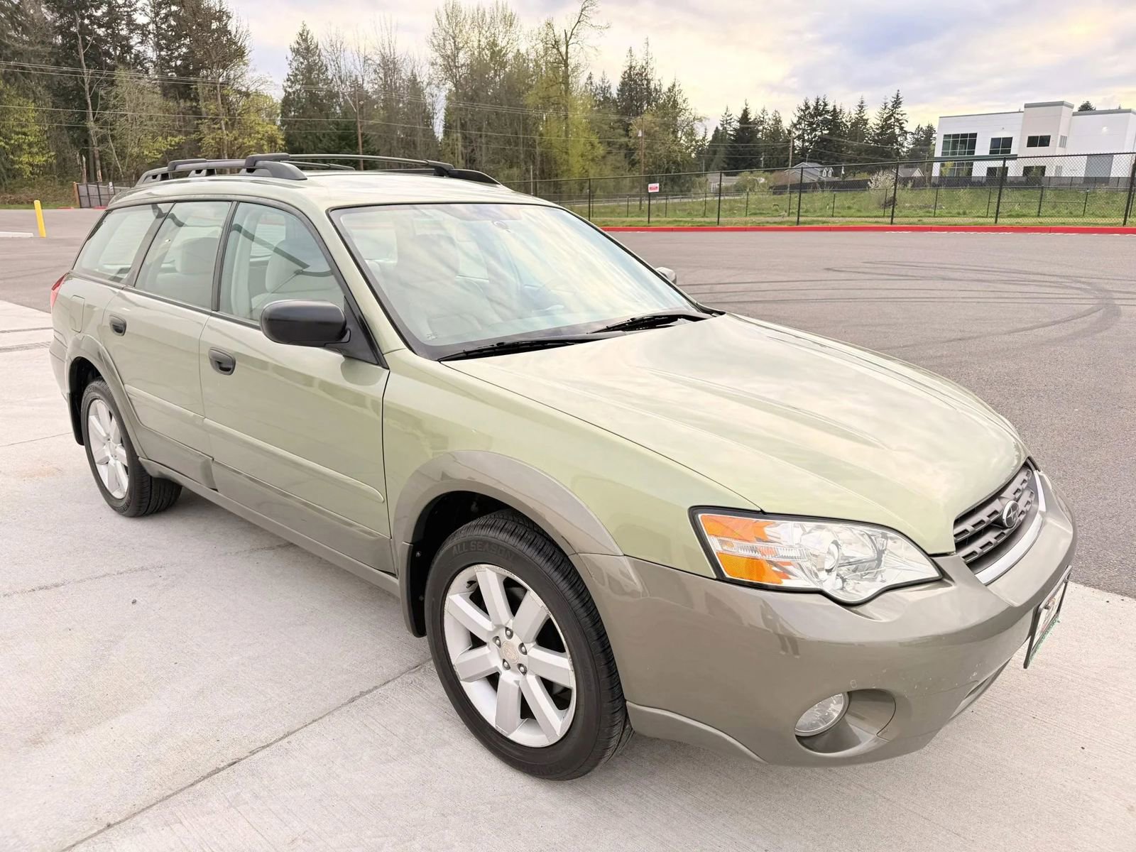Used 2006 Subaru Outback 2.5i AWD/4WD image 7