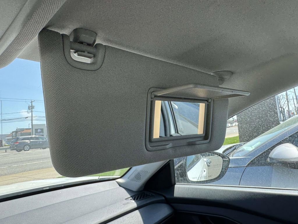 Used 2025 Honda Accord SE image 31