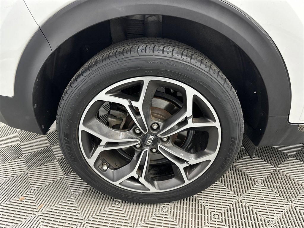 Used 2020 Kia Sportage SX image 18