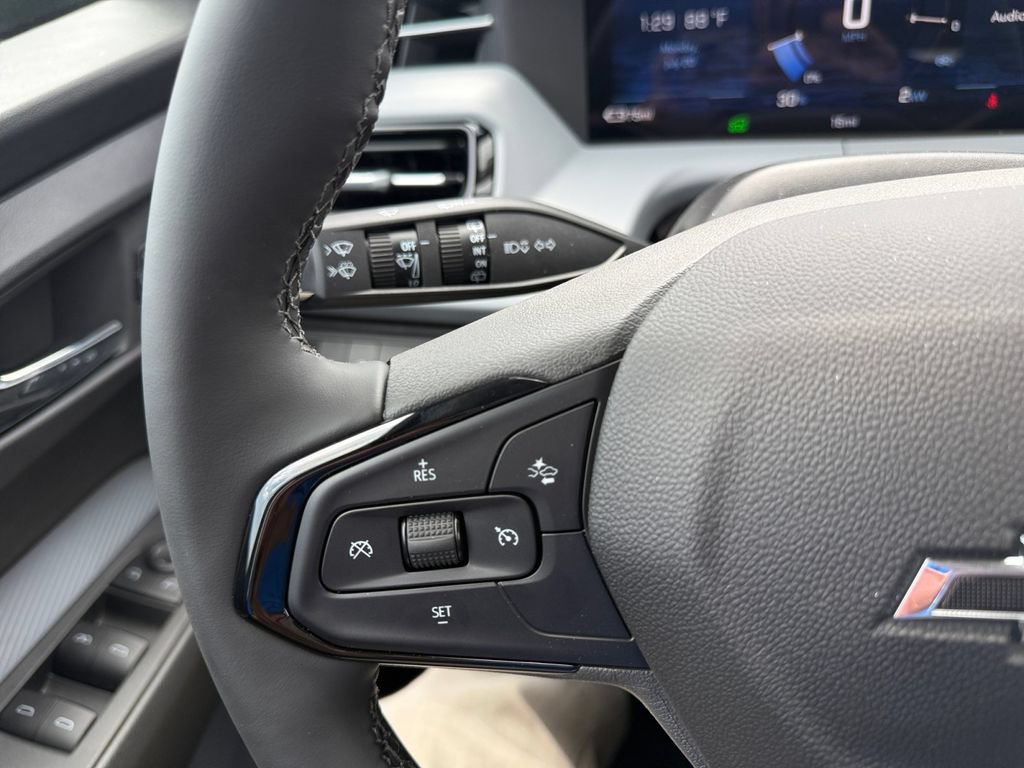 New 2027 Chevrolet Bolt LT w/ Comfort Package FWD image 20