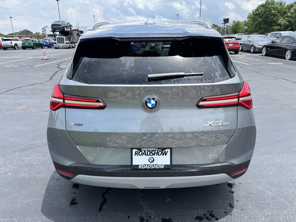 Used 2025 BMW X3 xDrive30i w/ Premium Package image 4