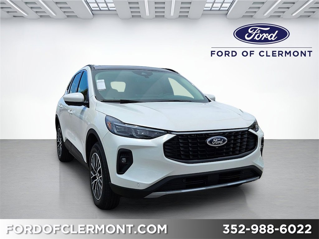 New 2025 Ford Escape SE w/ PHEV Premium Package