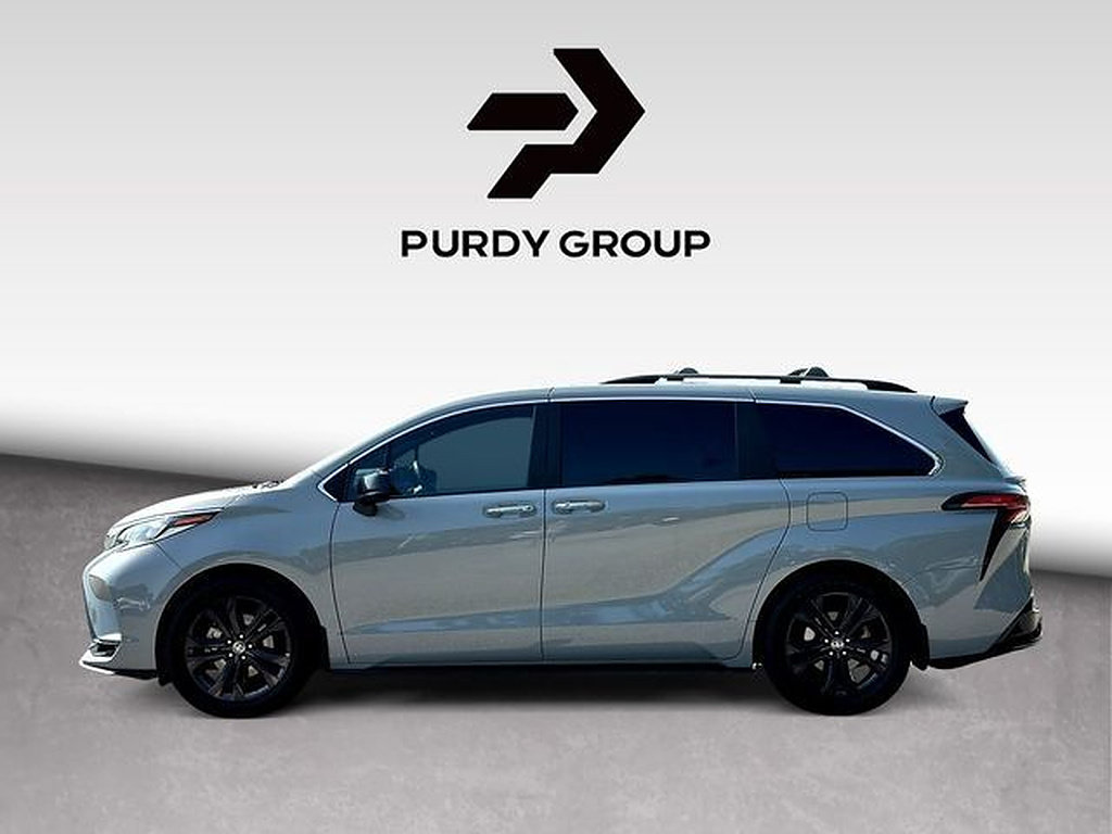 Certified 2023 Toyota Sienna XSE w/ XSE Plus Package FWD image 5
