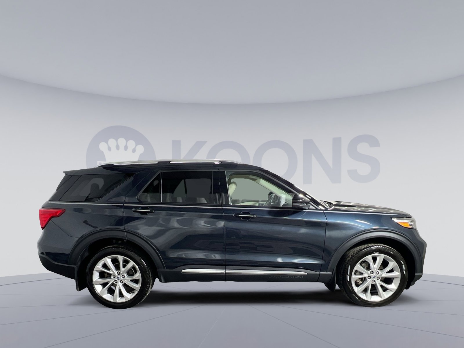 Used 2023 Ford Explorer Platinum w/ Technology Package image 8
