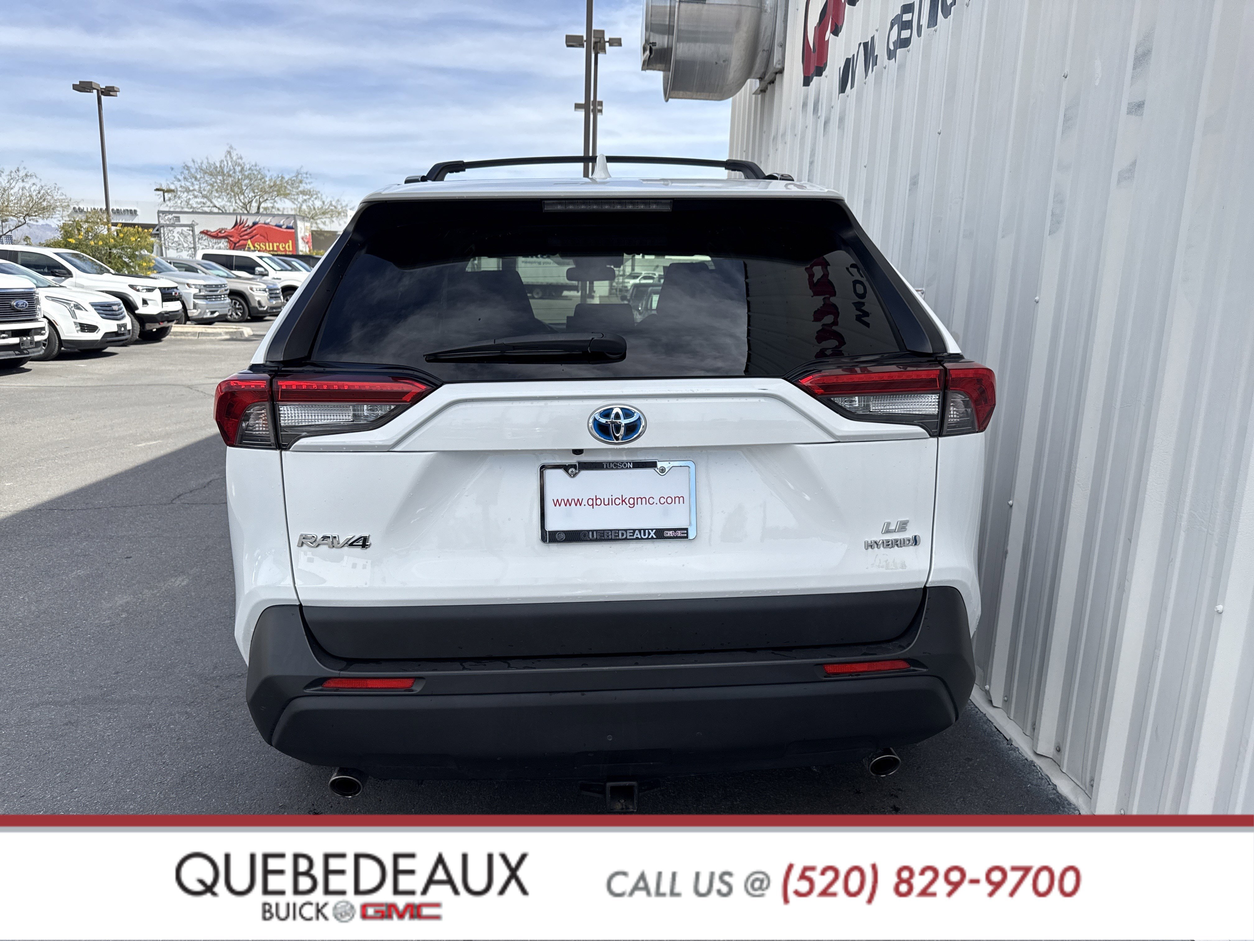 Used 2020 Toyota RAV4 LE image 6