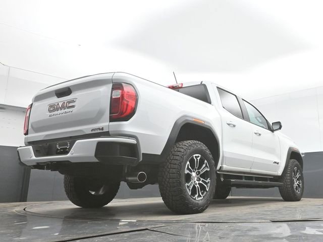 Used 2024 GMC Canyon AT4 w/ AT4 Premium Package AWD/4WD image 32